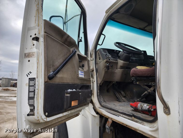 image for item DM4873 2007 Sterling LT9500  ready mix truck