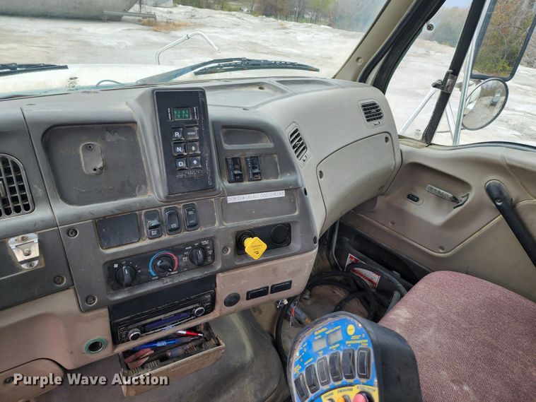 image for item DM4873 2007 Sterling LT9500  ready mix truck