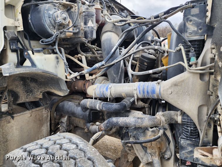 image for item DM4873 2007 Sterling LT9500  ready mix truck