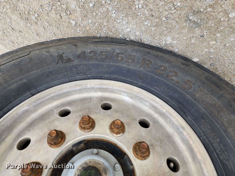 image for item DM4873 2007 Sterling LT9500  ready mix truck