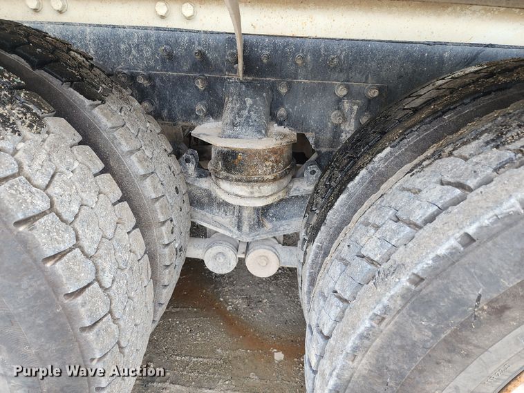 image for item DM4873 2007 Sterling LT9500  ready mix truck