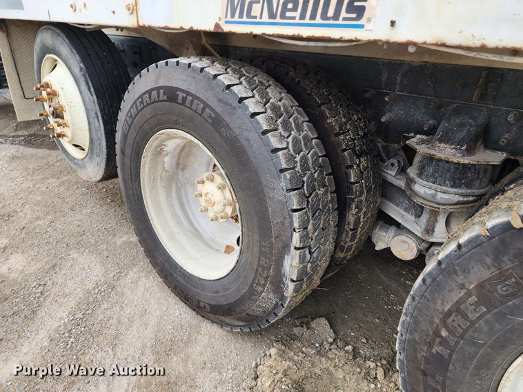 image for item DM4873 2007 Sterling LT9500  ready mix truck