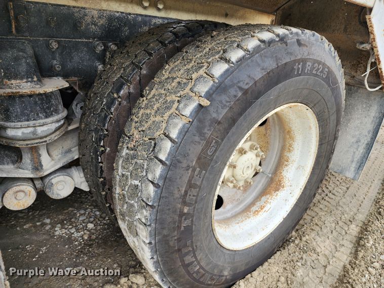 image for item DM4873 2007 Sterling LT9500  ready mix truck