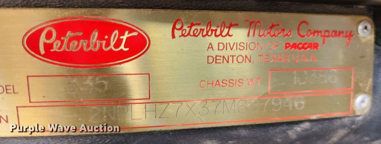 image for item DM4904 2007 Peterbilt 335  dump truck