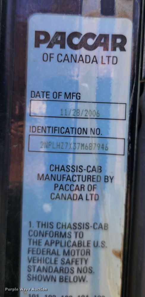 image for item DM4904 2007 Peterbilt 335  dump truck