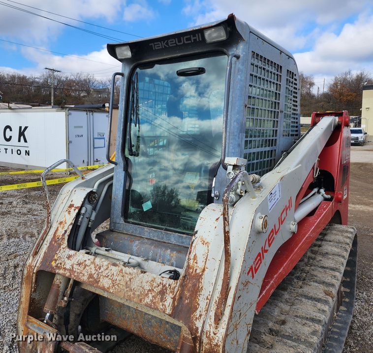 image for item DM4908 2011 Takeuchi TL250  tracked skid steer loader