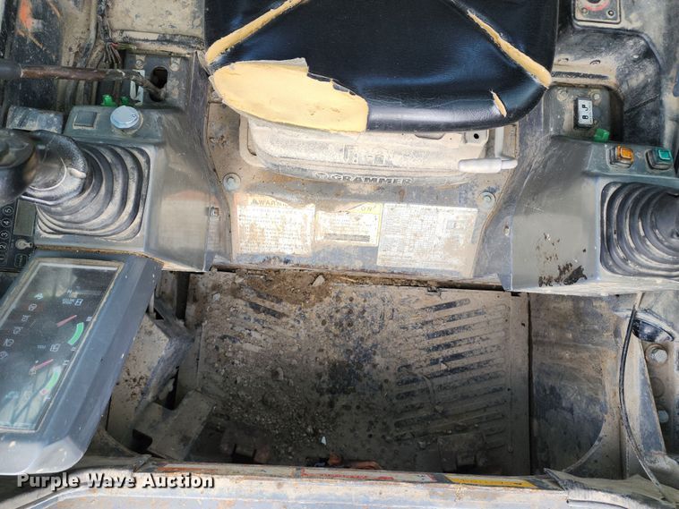 image for item DM4908 2011 Takeuchi TL250  tracked skid steer loader