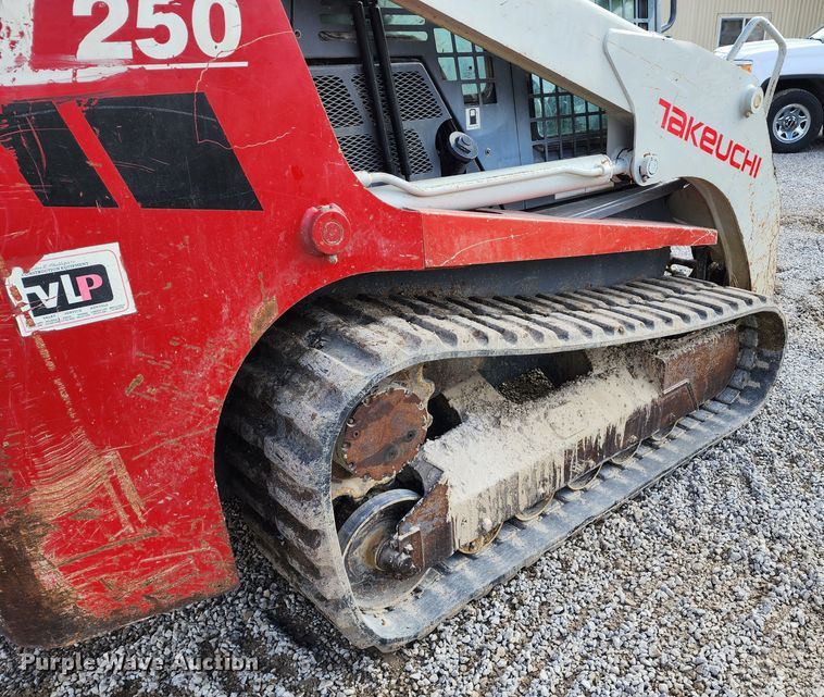 image for item DM4908 2011 Takeuchi TL250  tracked skid steer loader