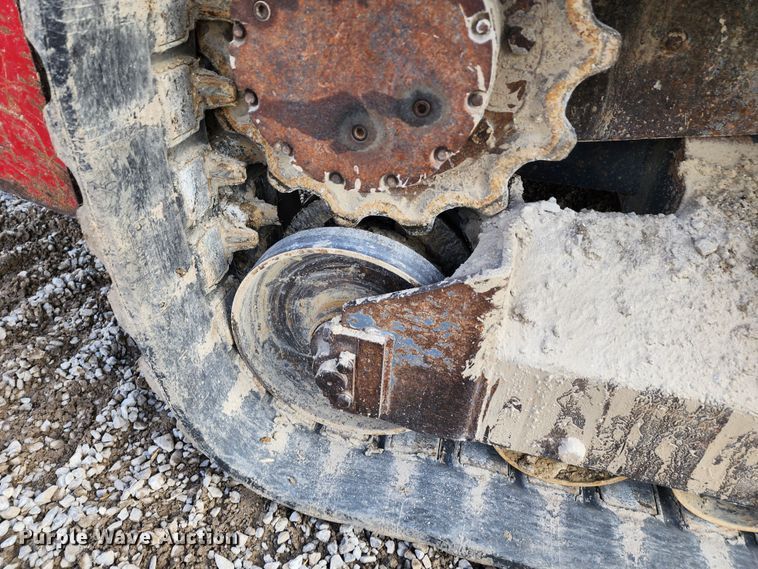 image for item DM4908 2011 Takeuchi TL250  tracked skid steer loader