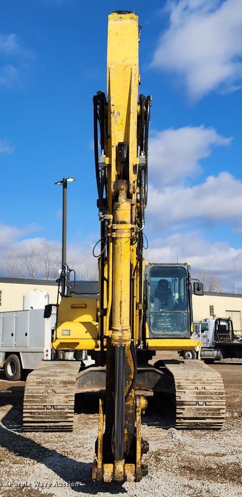 image for item DM4910 2014 Komatsu PC490LC-10  excavator