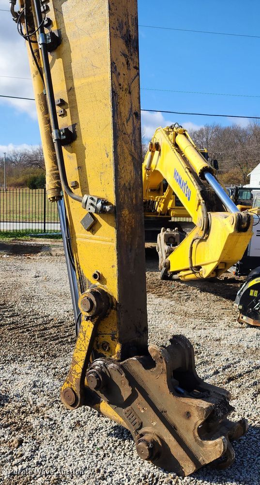 image for item DM4910 2014 Komatsu PC490LC-10  excavator