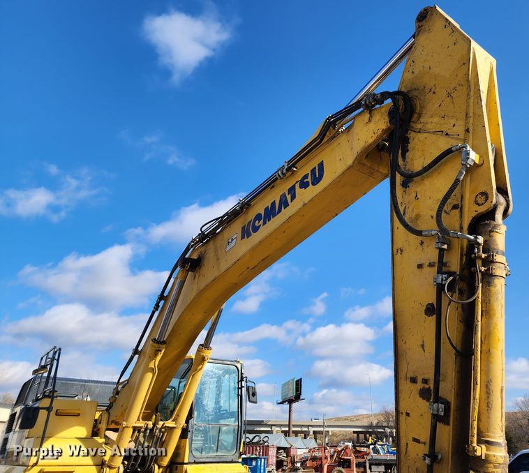 image for item DM4910 2014 Komatsu PC490LC-10  excavator