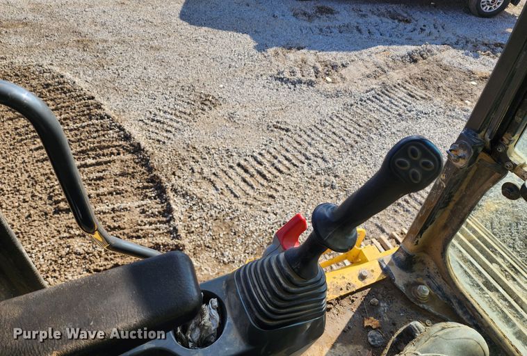 image for item DM4910 2014 Komatsu PC490LC-10  excavator