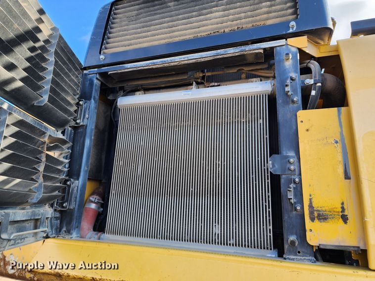 image for item DM4910 2014 Komatsu PC490LC-10  excavator