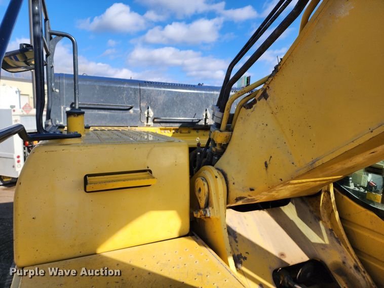image for item DM4910 2014 Komatsu PC490LC-10  excavator