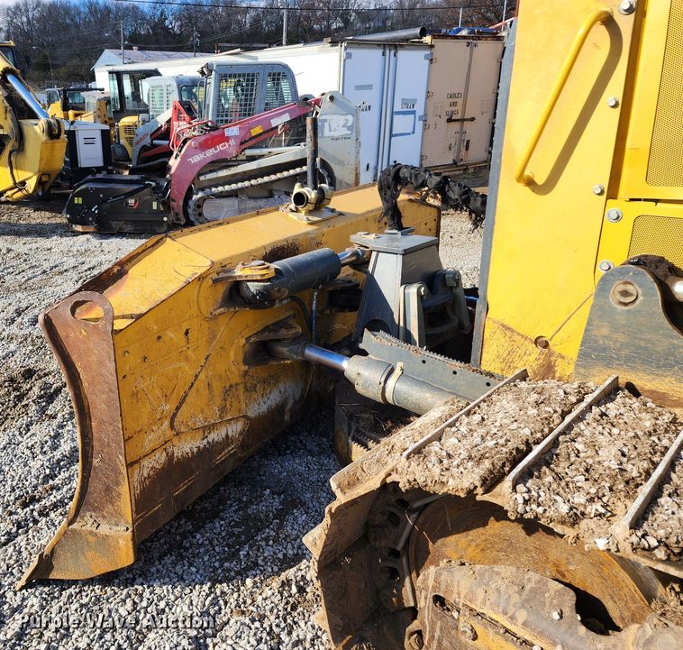 image for item DM4911 John Deere 750K  dozer