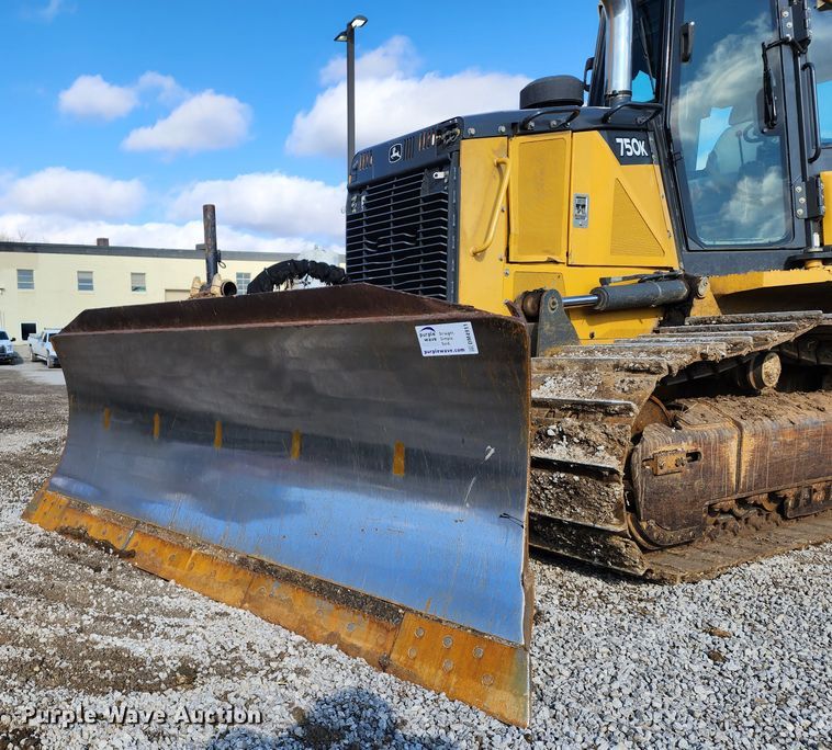 image for item DM4911 John Deere 750K  dozer
