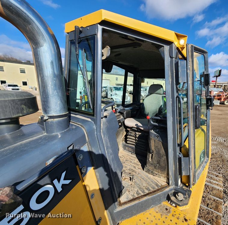 image for item DM4911 John Deere 750K  dozer