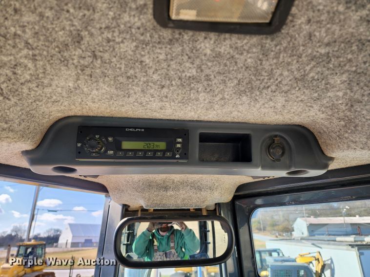 image for item DM4911 John Deere 750K  dozer