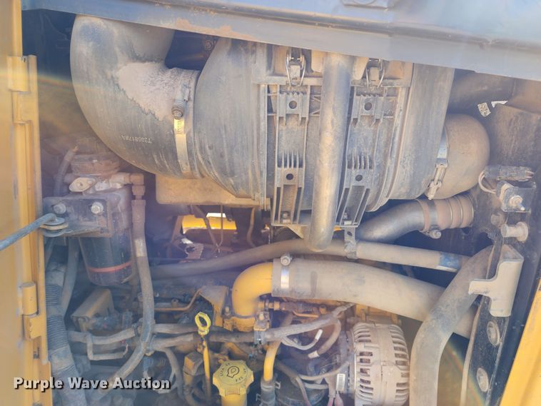 image for item DM4911 John Deere 750K  dozer