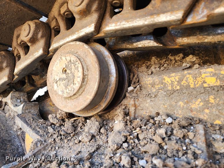 image for item DM4911 John Deere 750K  dozer