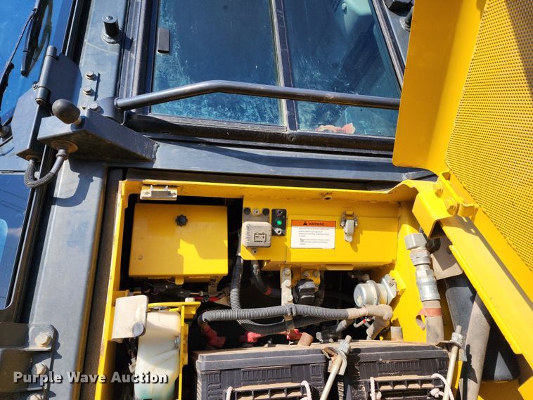 image for item DM4912 2016 Komatsu D61PXi-23  dozer