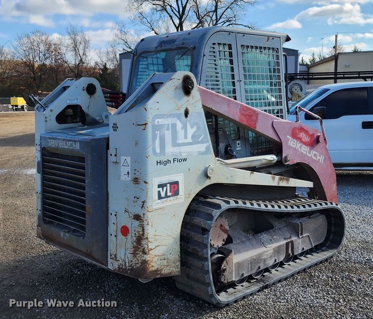 image for item DM4913 2013 Takeuchi TL12  tracked skid steer loader