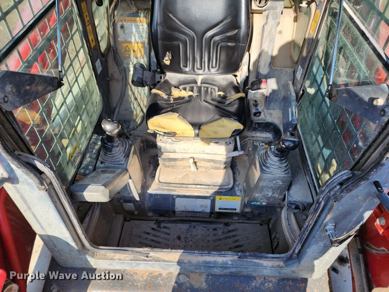 image for item DM4913 2013 Takeuchi TL12  tracked skid steer loader