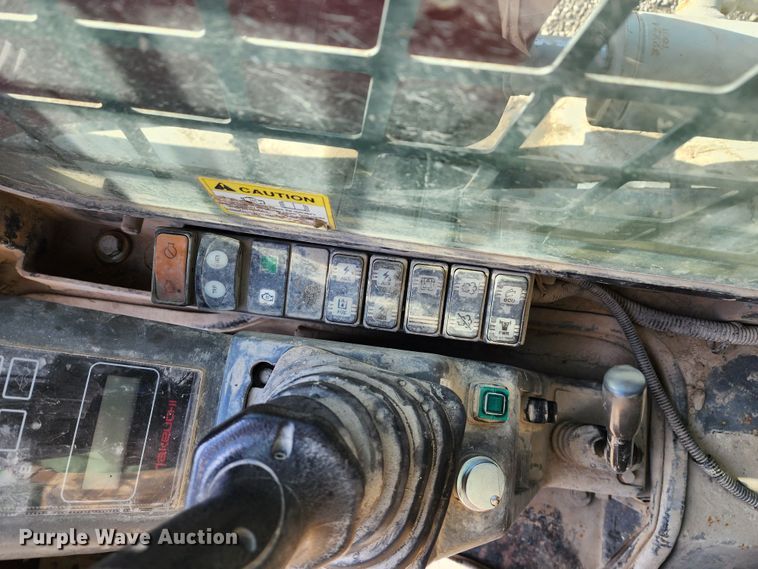 image for item DM4913 2013 Takeuchi TL12  tracked skid steer loader