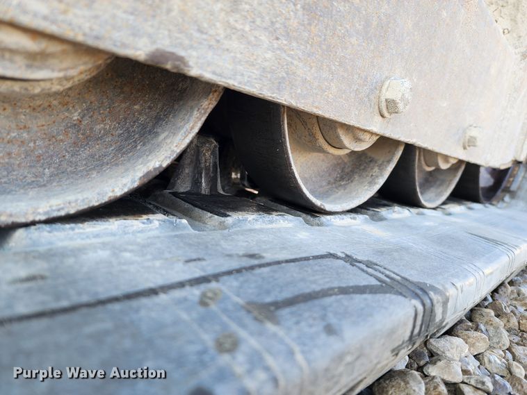 image for item DM4913 2013 Takeuchi TL12  tracked skid steer loader