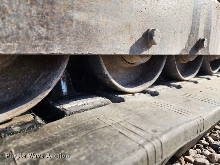 image for item DM4913 2013 Takeuchi TL12  tracked skid steer loader