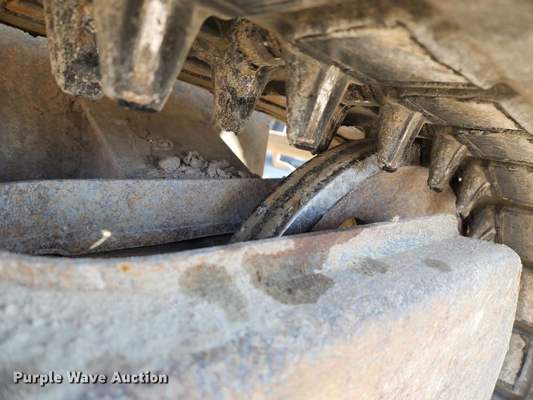 image for item DM4913 2013 Takeuchi TL12  tracked skid steer loader