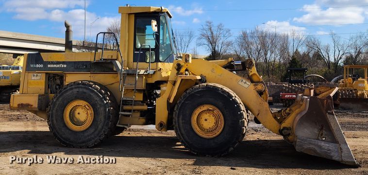 image for item DM4914 1990 Komatsu WA500-1L  wheel loader