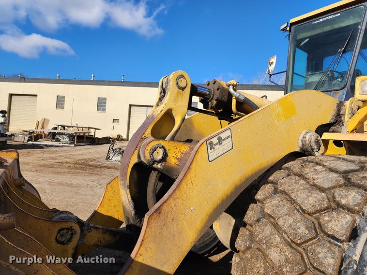 image for item DM4914 1990 Komatsu WA500-1L  wheel loader