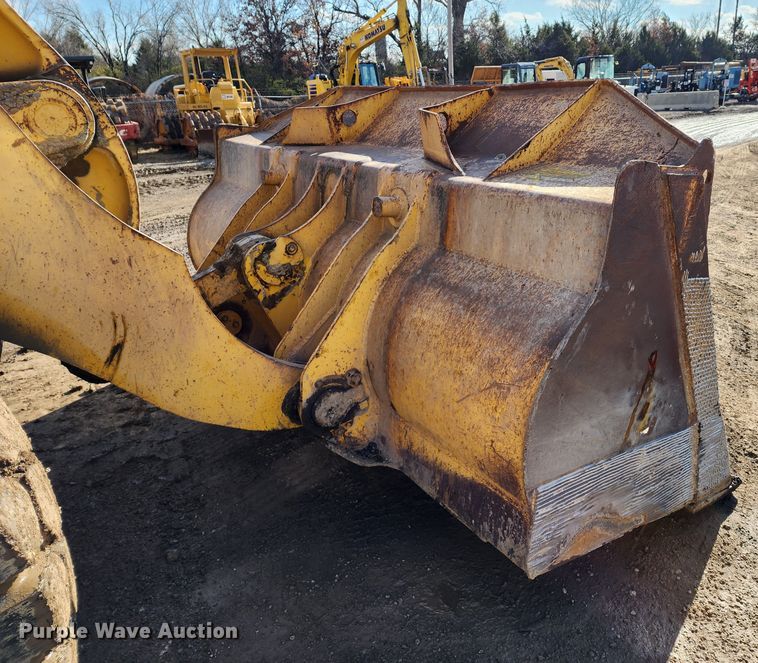 image for item DM4914 1990 Komatsu WA500-1L  wheel loader