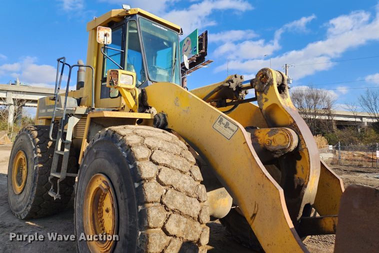 image for item DM4914 1990 Komatsu WA500-1L  wheel loader