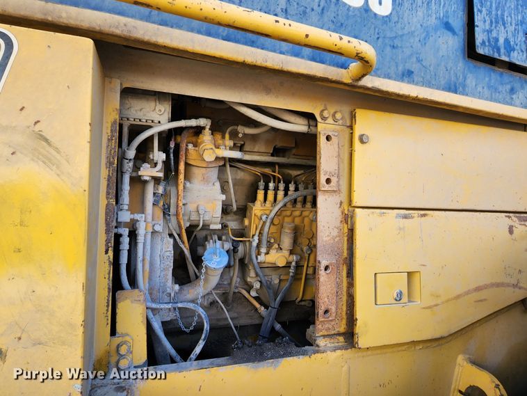 image for item DM4914 1990 Komatsu WA500-1L  wheel loader