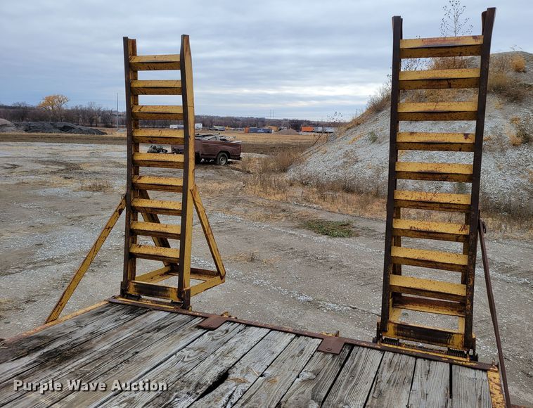 image for item DM8103 2002 Load Trail  equipment trailer