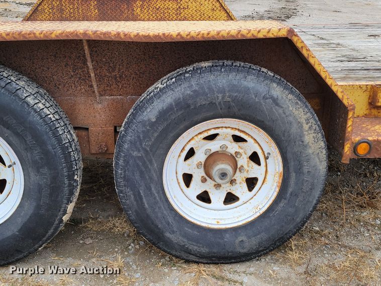 image for item DM8103 2002 Load Trail  equipment trailer