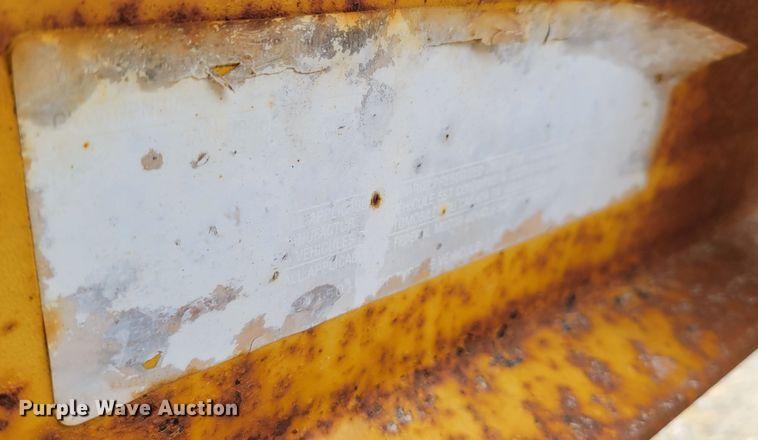 image for item DM8103 2002 Load Trail  equipment trailer