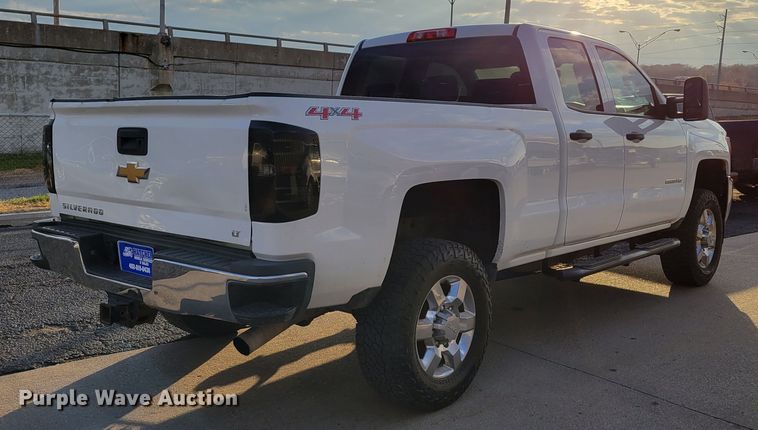 image for item DM8107 2015 Chevrolet Silverado 25000HD  Double Cab pickup truck