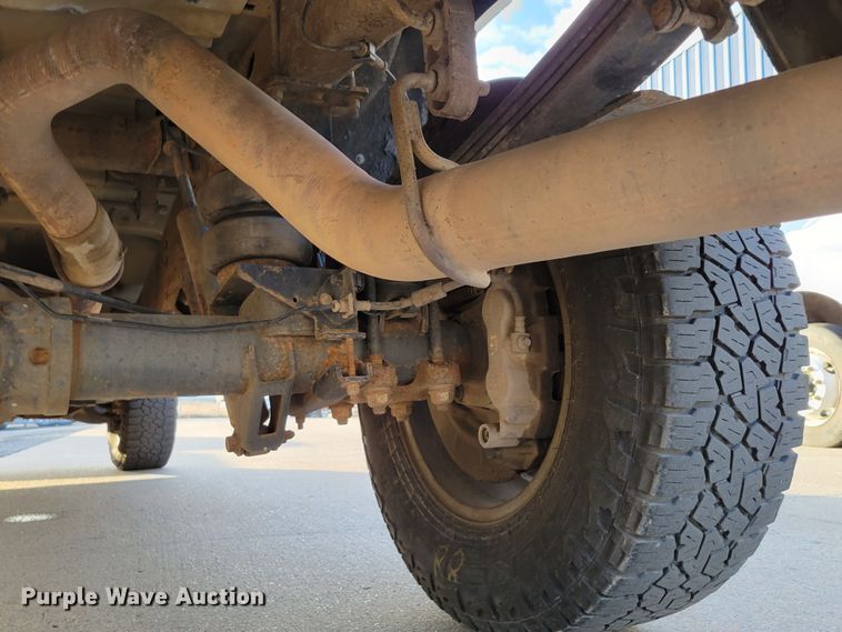 image for item DM8107 2015 Chevrolet Silverado 25000HD  Double Cab pickup truck