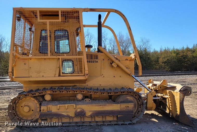 image for item DM8115 Dressta TD12C  dozer