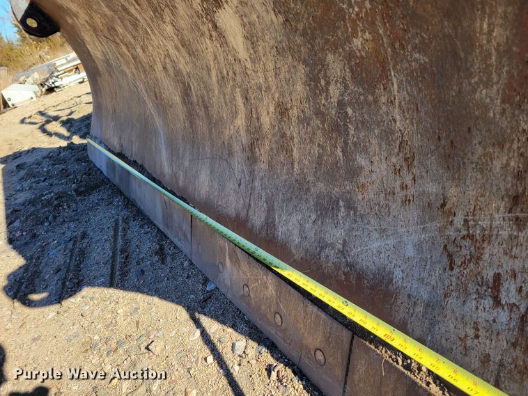 image for item DM8115 Dressta TD12C  dozer