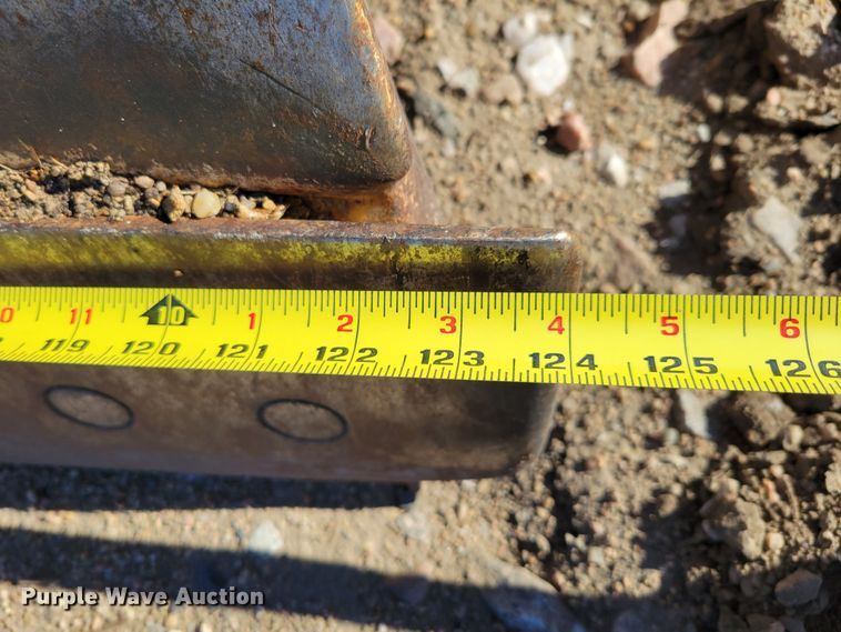 image for item DM8115 Dressta TD12C  dozer