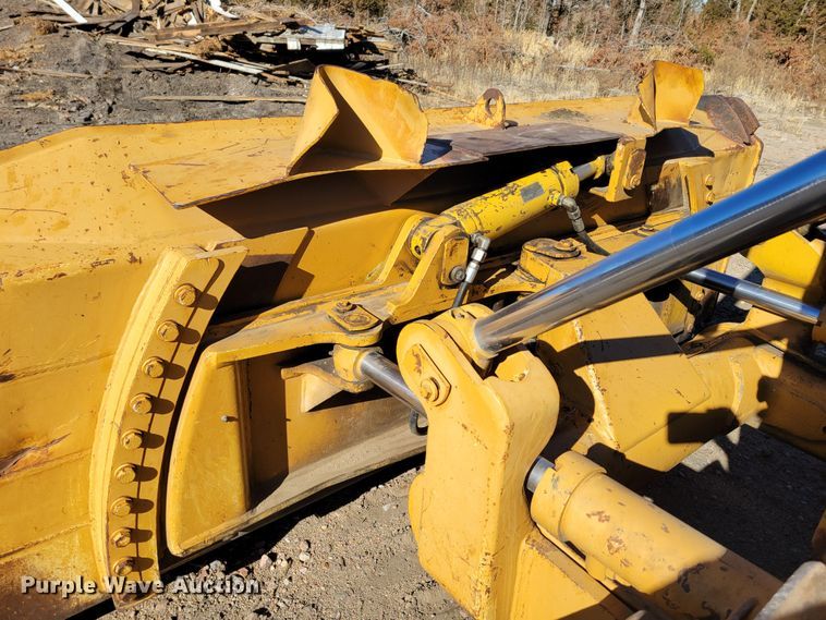 image for item DM8115 Dressta TD12C  dozer