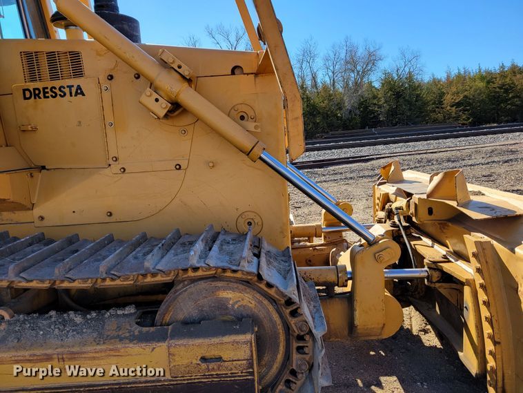 image for item DM8115 Dressta TD12C  dozer