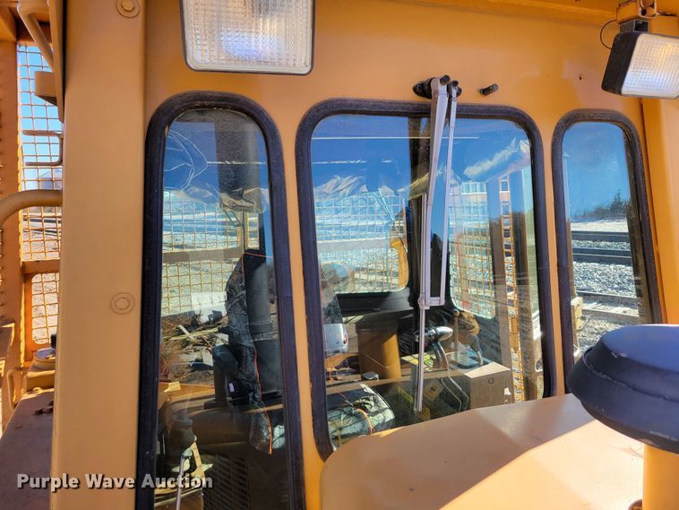 image for item DM8115 Dressta TD12C  dozer