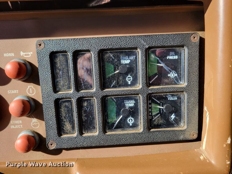 image for item DM8115 Dressta TD12C  dozer