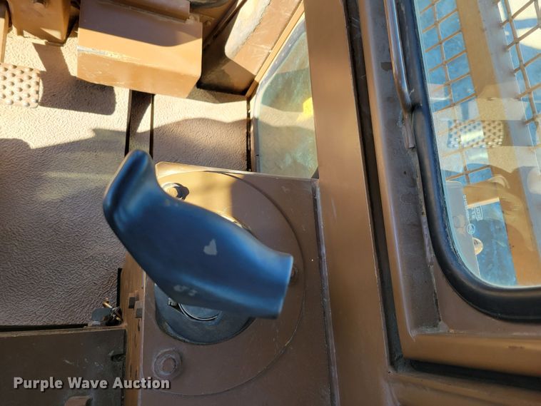 image for item DM8115 Dressta TD12C  dozer